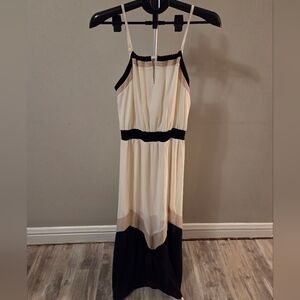 Black and Cream Women's Dress Size Large